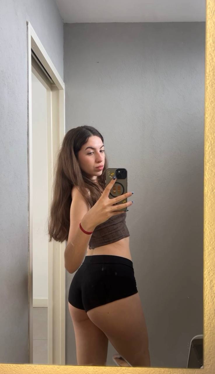 Amber in her underwear in Shah Alam