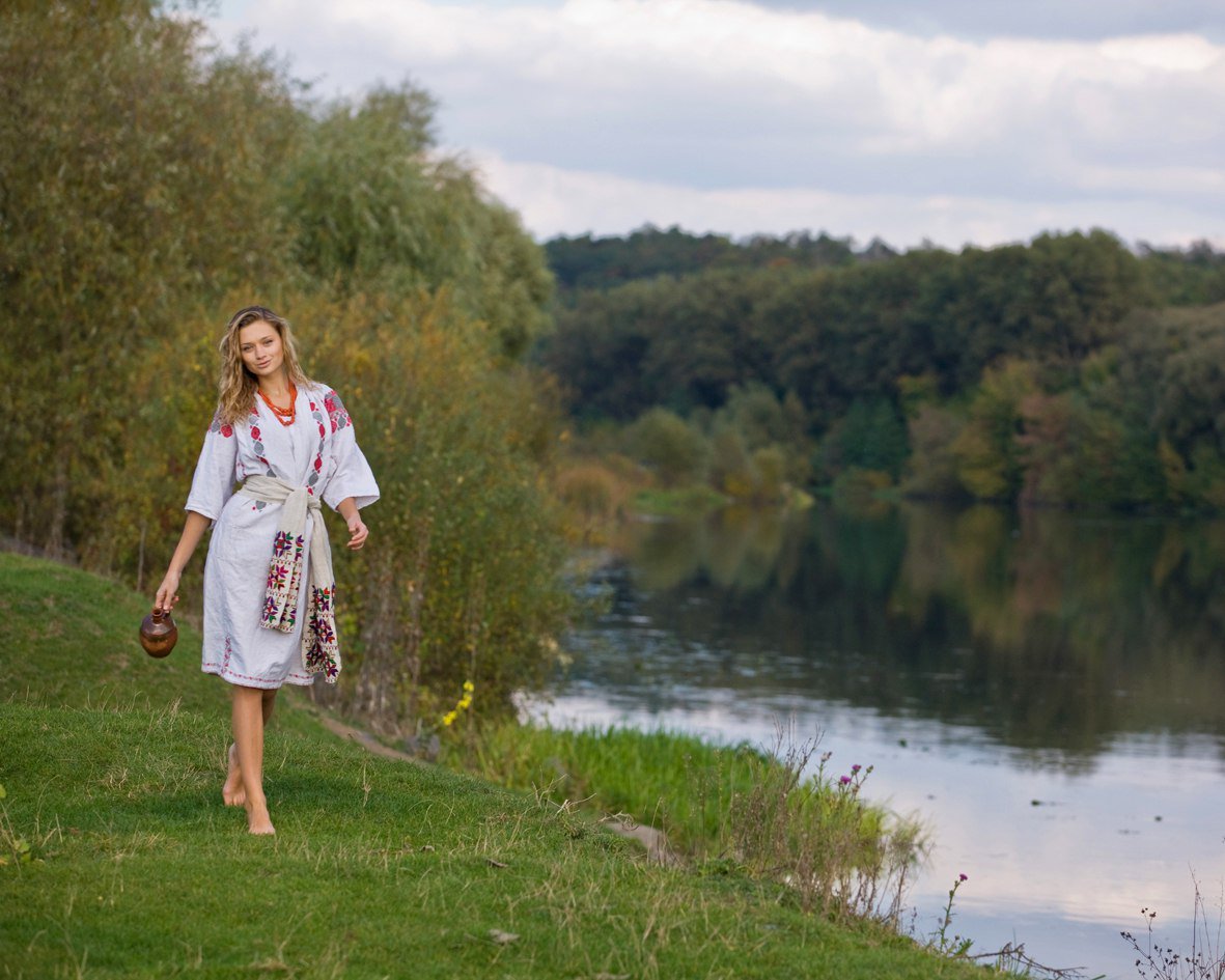 Nude girl Slavic women in Shah Alam