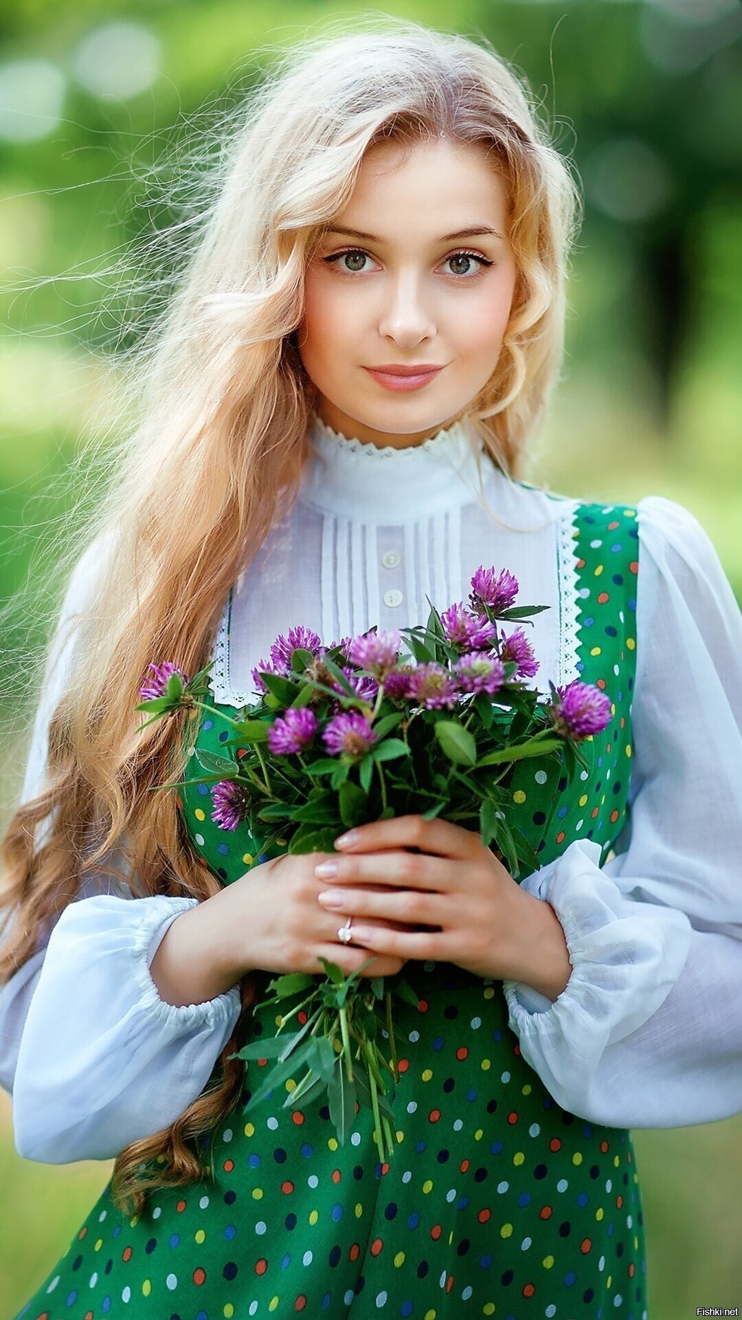 Girls in Slavic costumes in Shah Alam