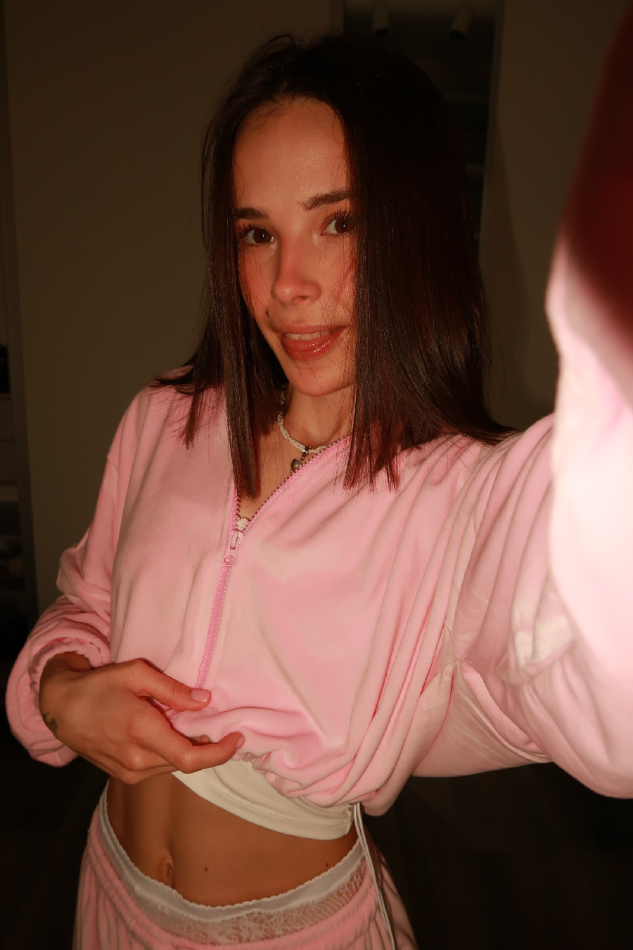 Tina brings the glow — live moments in Shah Alam