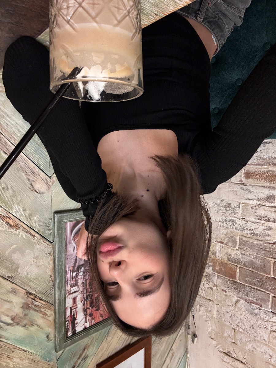 Fresh photos, fresh mood — Tina online in Shah Alam